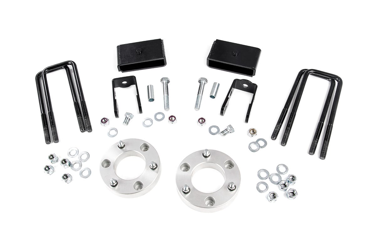 Nissan TITAN XD Suspension Lift Kit - Rough Country - 2 Inch Lift Kit - '16-'19